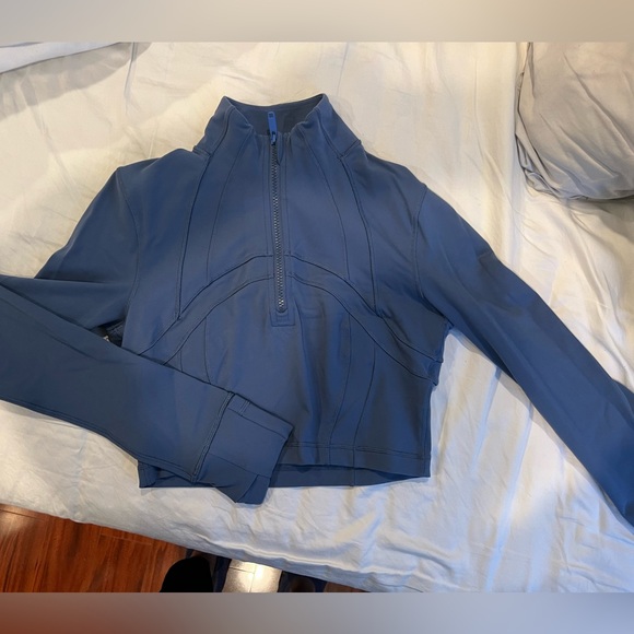 Lululemon Pitch Blue Define Cropped - Picture 2 of 6